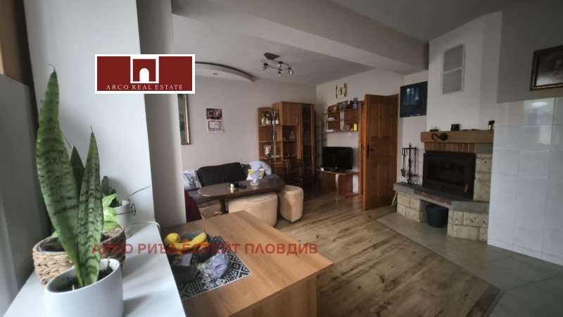 Продава 3-СТАЕН, гр. Пловдив, Съдийски