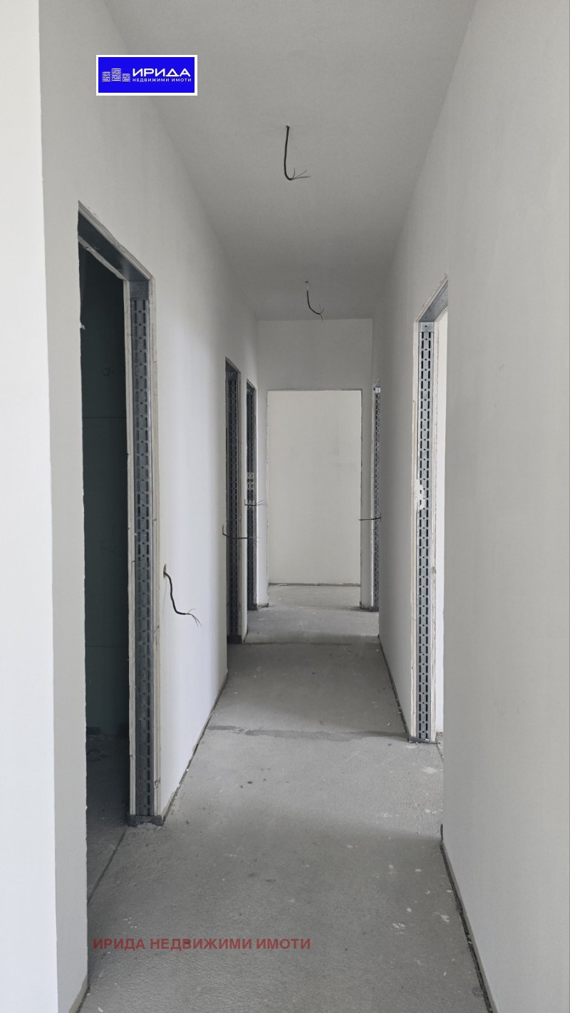Myytävänä  3+ makuuhuone Sofia , Krastova vada , 228 neliömetriä | 38805552 - kuva [4]
