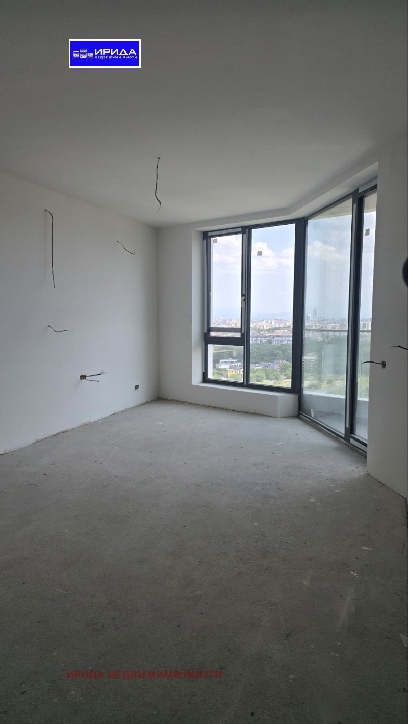 Myytävänä  3+ makuuhuone Sofia , Krastova vada , 228 neliömetriä | 38805552 - kuva [9]