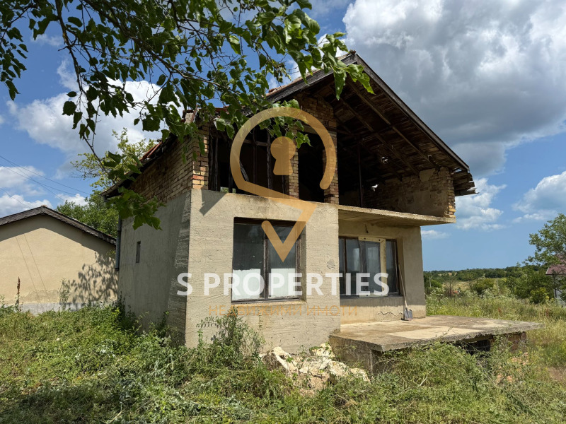 Продава ВИЛА, област Варна, с. Климентово • 52000 € / 101703.16 лв. • 60285213 1