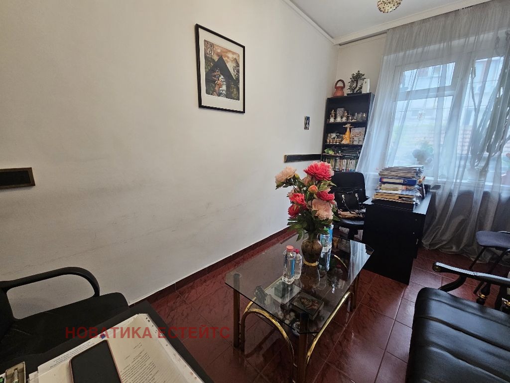 Продава 3-СТАЕН, гр. София, Център, снимка 4 - Апартаменти - 54357127