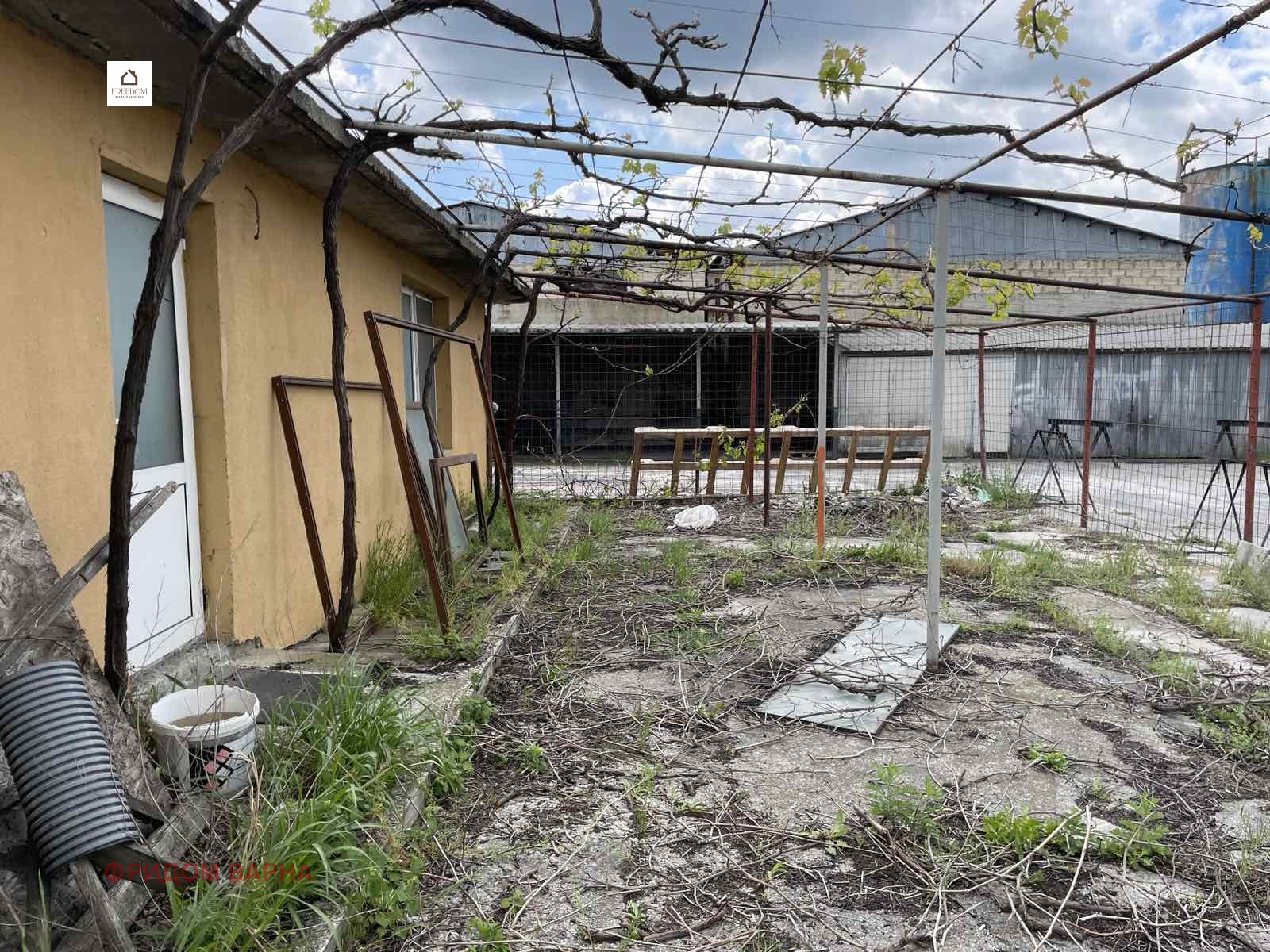 Продава ПРОМ. ПОМЕЩЕНИЕ | Imot.bg — изображение 4