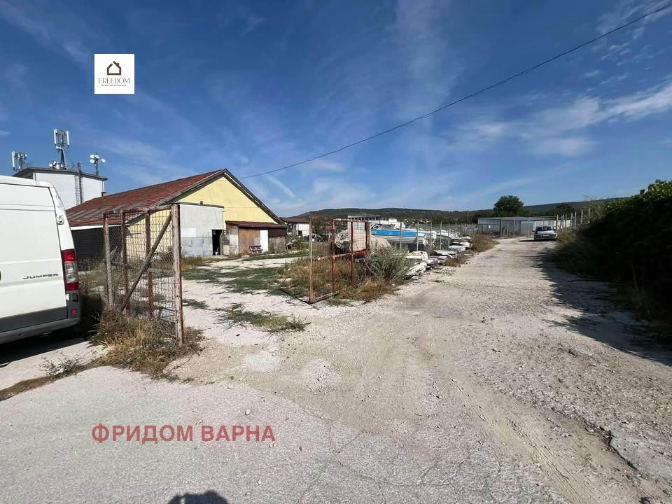 Продава ПРОМ. ПОМЕЩЕНИЕ | Imot.bg — изображение 2