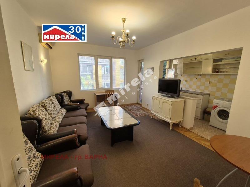 Продава  2-стаен град Варна , Център , 58 кв.м | 46284502