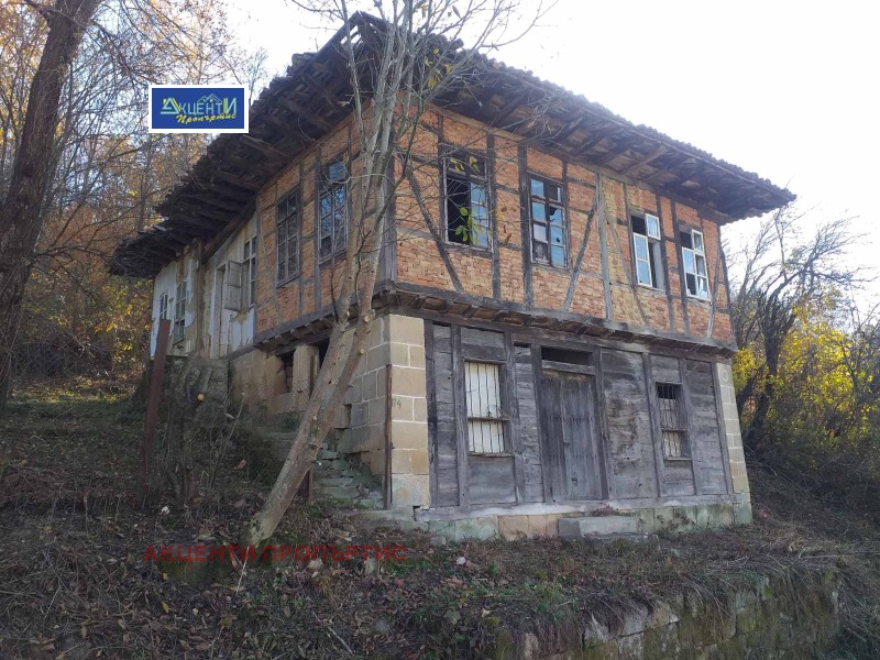 Продава  Къща, област Велико Търново, с. Палици • 13 000 EUR • ID 41378155 — holmes.bg - [1] 