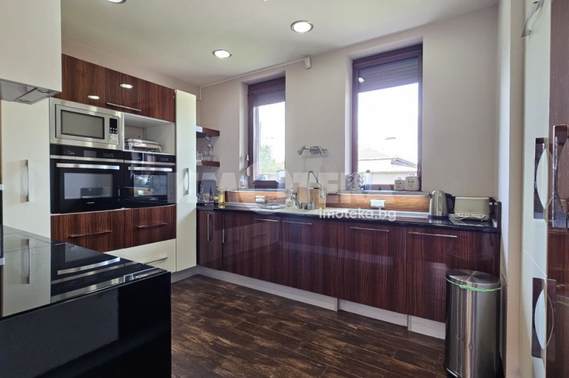 Продава КЪЩА, гр. Перник, Църква, снимка 5 - Къщи - 52844956