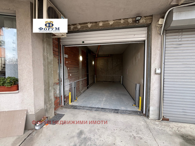 Продава ГАРАЖ, ПАРКОМЯСТО, гр. Пловдив, Кършияка