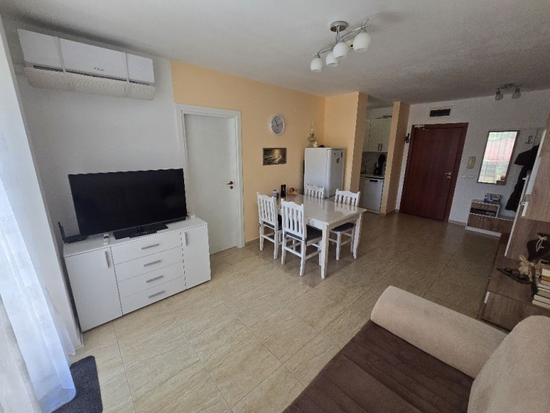 Продава  3-стаен, област Бургас, к.к. Слънчев бряг •  112 000 € • ID 41201986 — holmes.bg - [1] 