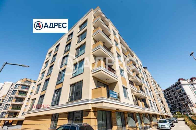 À venda  2 quartos Varna , Vazrajdane 1 , 113 m² | 49753484