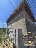 Продава КЪЩА, с. Узунджово, област Хасково, снимка 2