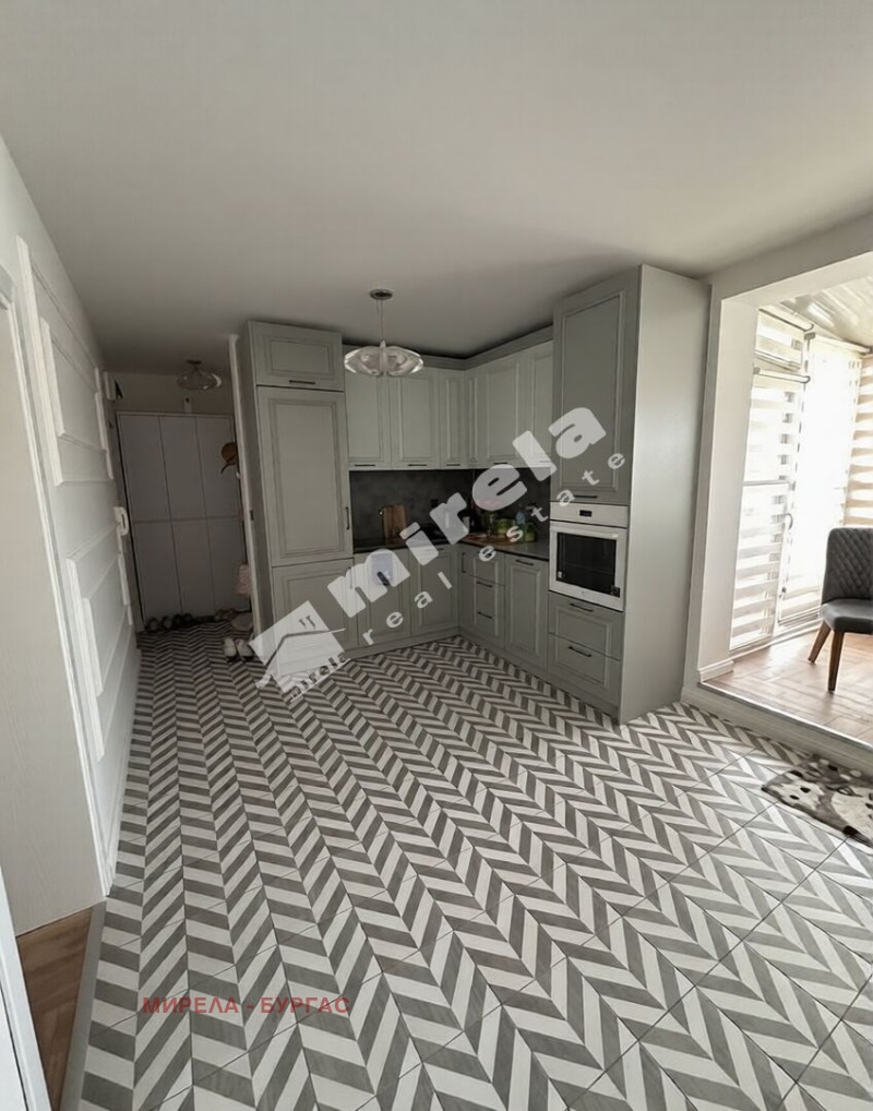 Продава 2-СТАЕН, гр. Поморие, област Бургас, снимка 3 - Апартаменти - 53124798