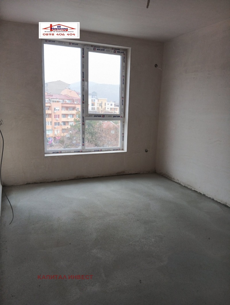 Продава 3-СТАЕН, гр. Благоевград, Освобождение, снимка 3 - Апартаменти - 53510739