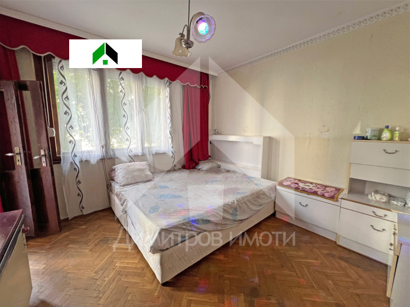 Na prodej  3 ložnice oblast Shumen , Novi pazar , 100 m2 | 17116844 - obraz [13]