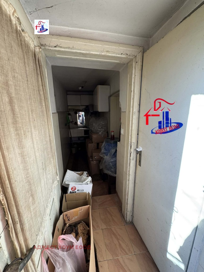 Продава ЕТАЖ ОТ КЪЩА, гр. Шумен, Гривица, снимка 11 - Етаж от къща - 52736028