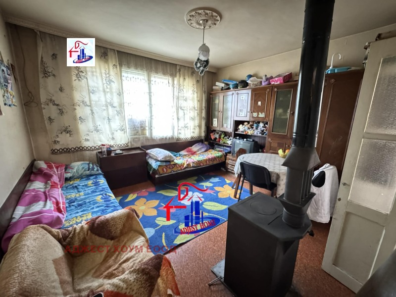 Продава ЕТАЖ ОТ КЪЩА, гр. Шумен, Гривица