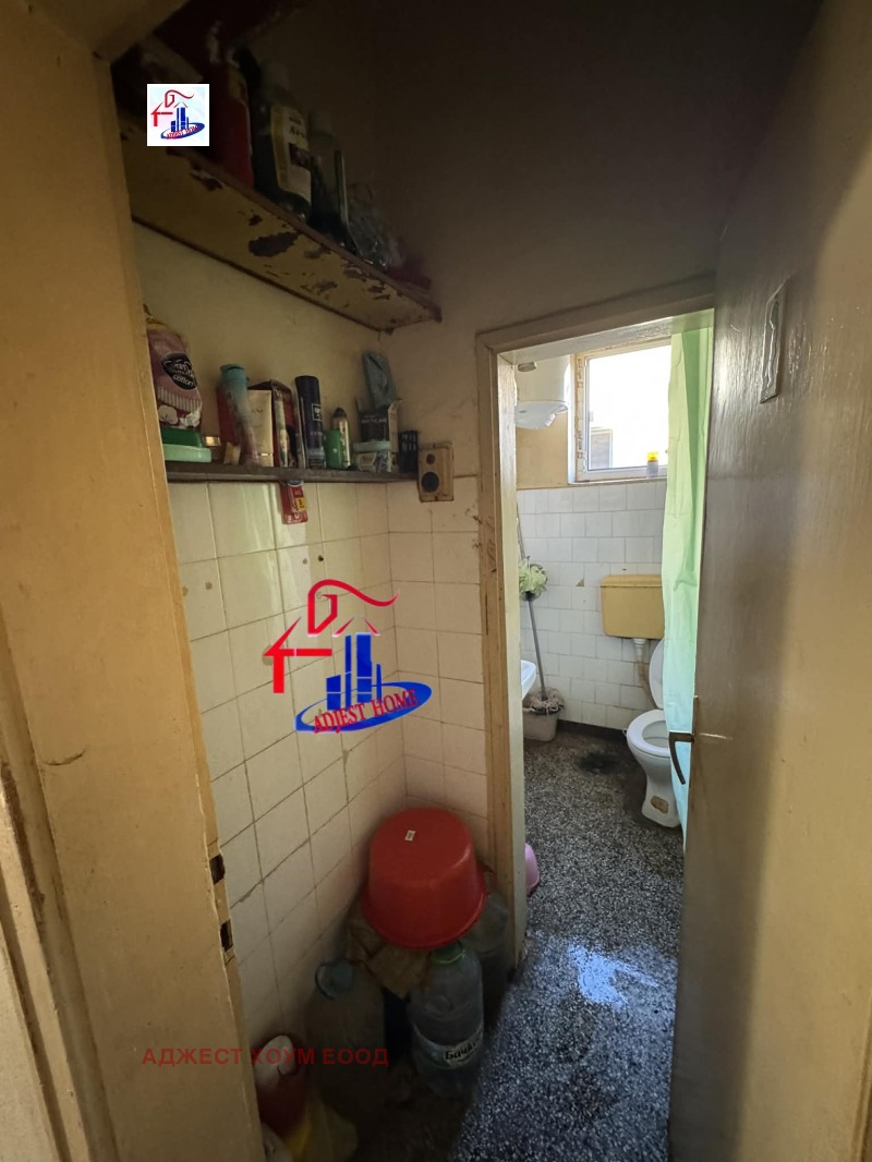 Продава ЕТАЖ ОТ КЪЩА, гр. Шумен, Гривица, снимка 9 - Етаж от къща - 52736028