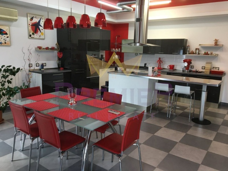 Продава КЪЩА, гр. Свети Влас, област Бургас, снимка 2 - Къщи - 52969738