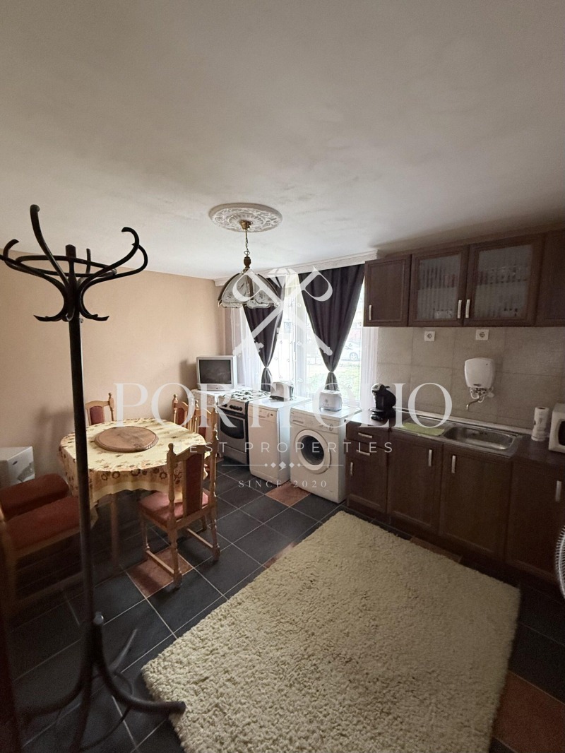 Продава КЪЩА, с. Тънково, област Бургас, снимка 2 - Къщи - 53442575