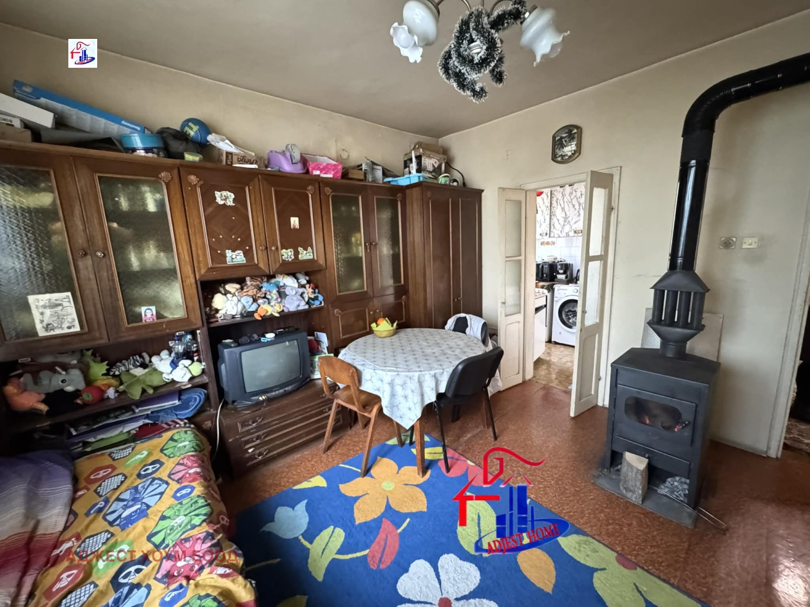 Продава ЕТАЖ ОТ КЪЩА, гр. Шумен, Гривица, снимка 2 - Етаж от къща - 54418167