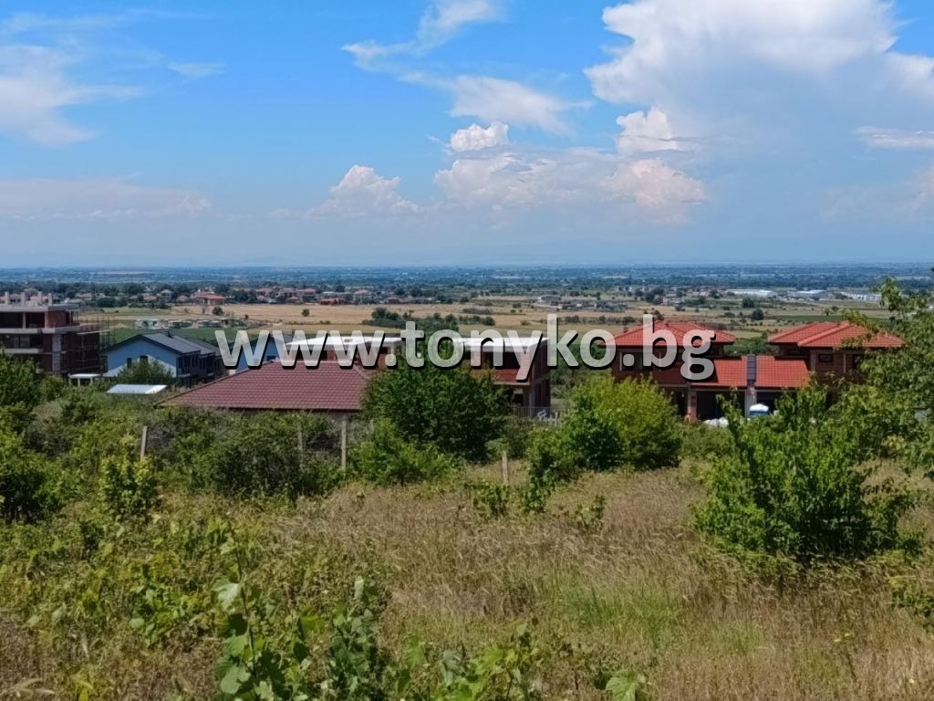 Продава ПАРЦЕЛ, с. Марково, област Пловдив