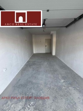 ГАРАЖ, ПАРКОМЯСТО, 35 m2