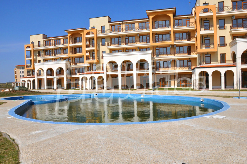 Продава 3-СТАЕН, гр. Балчик, област Добрич, снимка 3 - Апартаменти - 53170536