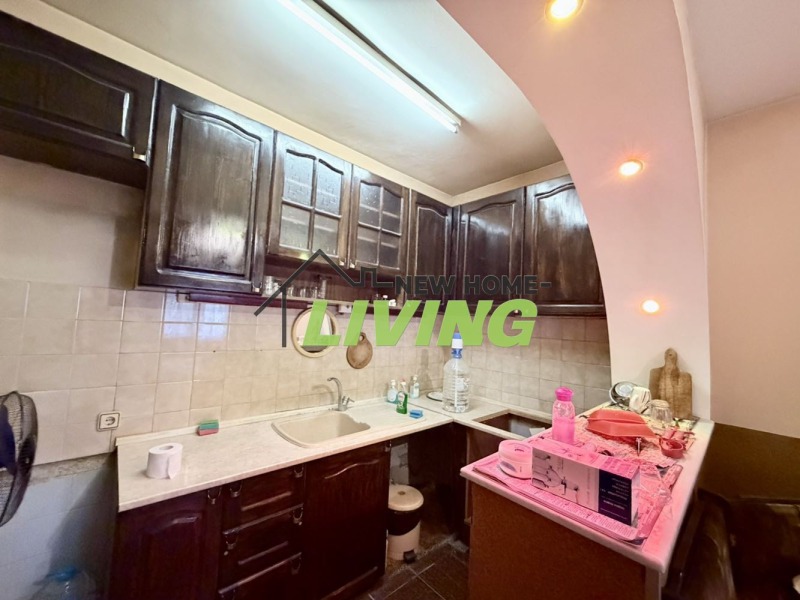 Продава ЕТАЖ ОТ КЪЩА, гр. Пловдив, Гагарин, снимка 4 - Етаж от къща - 53082102