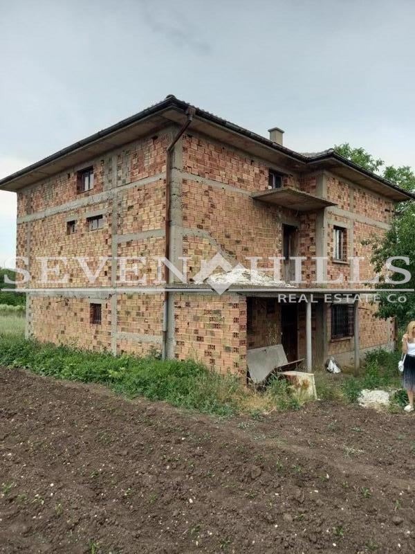 En venta  Casa región Plovdiv , Tatarevo , 360 metros cuadrados | 14366378 - imagen [3]