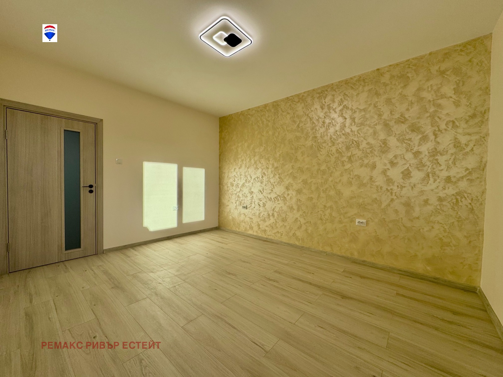 Продава 2-СТАЕН, гр. Русе, Широк център, снимка 2 - Апартаменти - 53771020