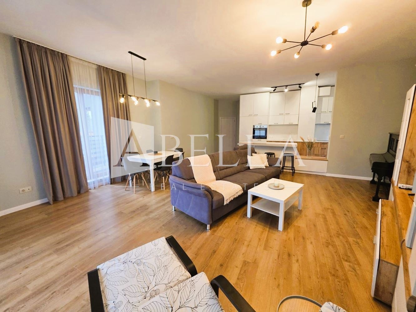 Продава 3-СТАЕН, гр. София, Изток, снимка 2 - Апартаменти - 52574508