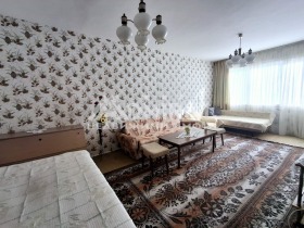 1 chambre Meden roudnik - zona V, Bourgas 1