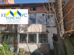 Casa Troian, regiunea Lovech 2