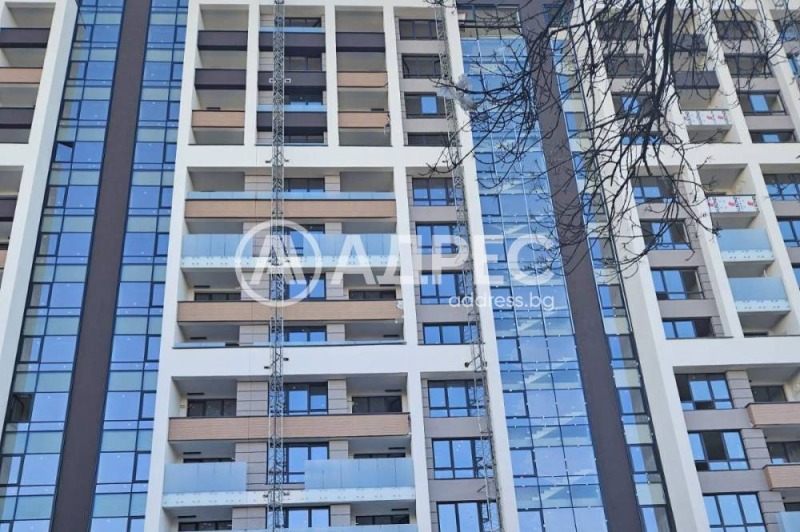 Продава  3-стаен град София , Сердика , 141 кв.м | 18380206