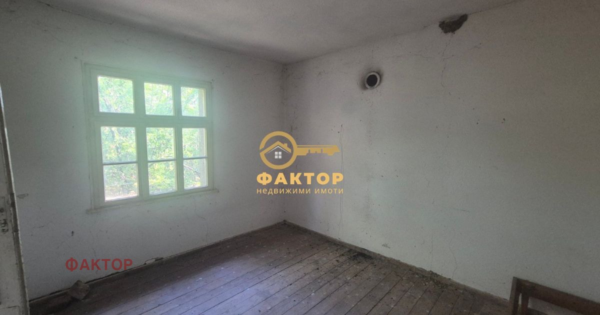 Продава КЪЩА, с. Гранит, област Стара Загора, снимка 2 - Къщи - 56017789