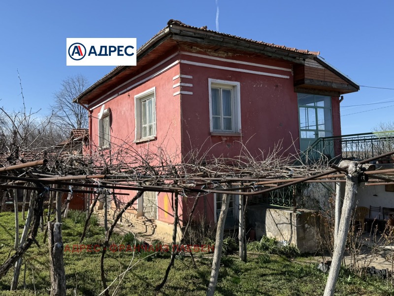 Продава КЪЩА в област Ловеч, с. Владиня - 110 кв.м / 20 000 € » 39 116.60 лв., АДРЕС - ФРАНЧАЙЗ ПЛЕВЕН