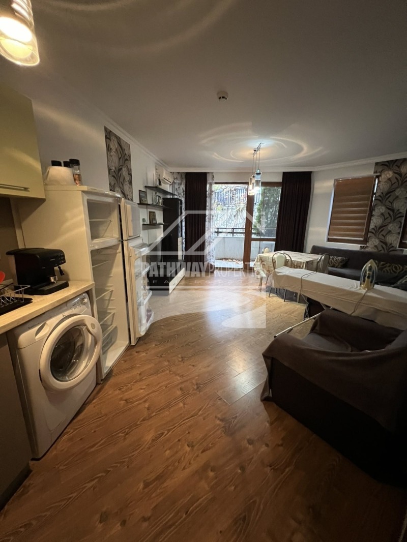 En venta  1 dormitorio región Burgas , Sveti Vlas , 76 metros cuadrados | 27380289 - imagen [3]