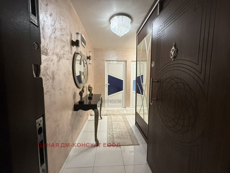 Продава 2-СТАЕН, гр. Шумен, Боян Българанов 2, снимка 8 - Апартаменти - 52543393