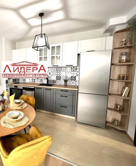 Продава 3-СТАЕН, гр. Пловдив, Кючук Париж, снимка 3 - Aпартаменти - 48296416