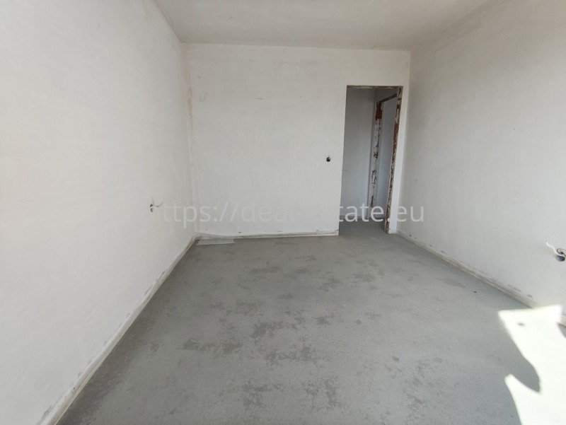 Продава 3-СТАЕН, гр. Благоевград, Освобождение, снимка 2 - Апартаменти - 52196324