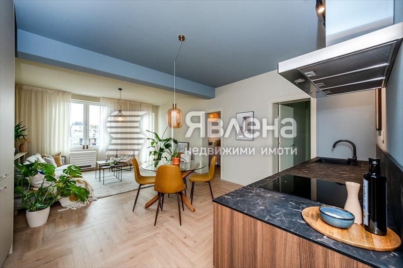 Продава 3-СТАЕН, гр. София, Оборище, снимка 2 - Апартаменти - 54034907