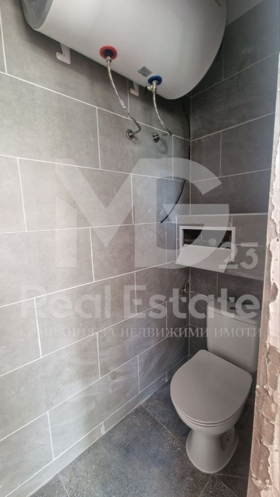 Продава ЕТАЖ ОТ КЪЩА, гр. Пловдив, Христо Смирненски, снимка 9 - Етаж от къща - 55117812