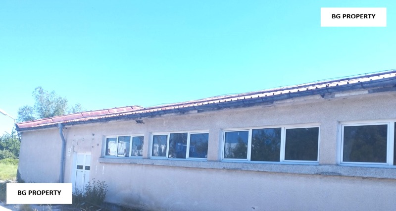 Продава  Пром. помещение област Кюстендил , гр. Дупница , 450 кв.м | 95762926 - изображение [2]