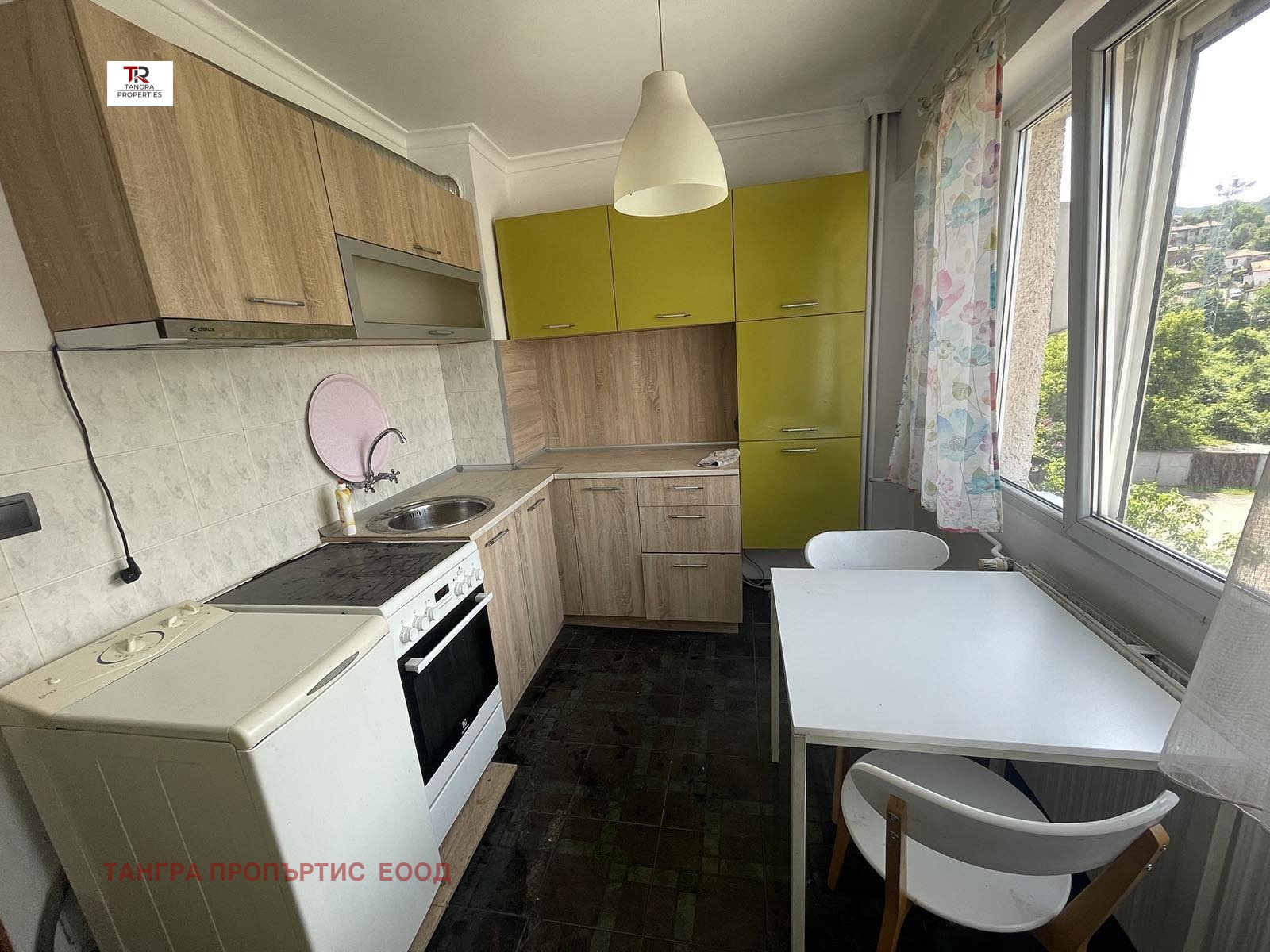 Продава 2-СТАЕН, гр. Перник, Рено, снимка 7 - Апартаменти - 54642594