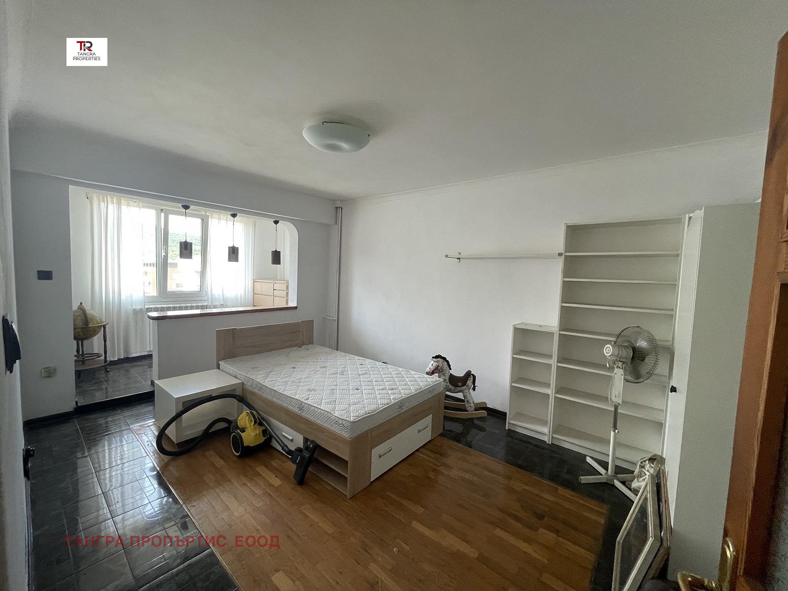 Продава 2-СТАЕН, гр. Перник, Рено, снимка 2 - Апартаменти - 54642594
