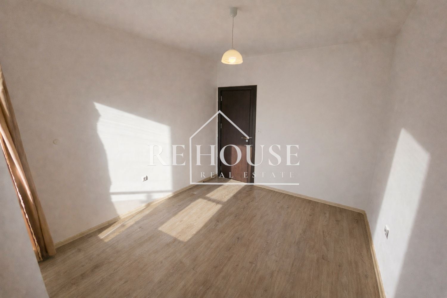 Продава 2-СТАЕН, гр. Варна, Конфуто, снимка 5 - Апартаменти - 53733480