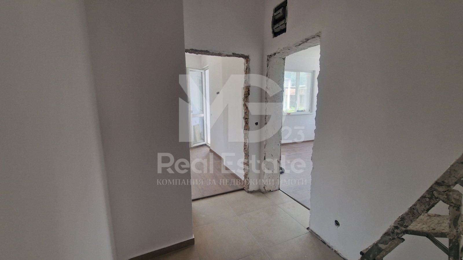 Продава ЕТАЖ ОТ КЪЩА, гр. Пловдив, Христо Смирненски, снимка 3 - Етаж от къща - 55117812