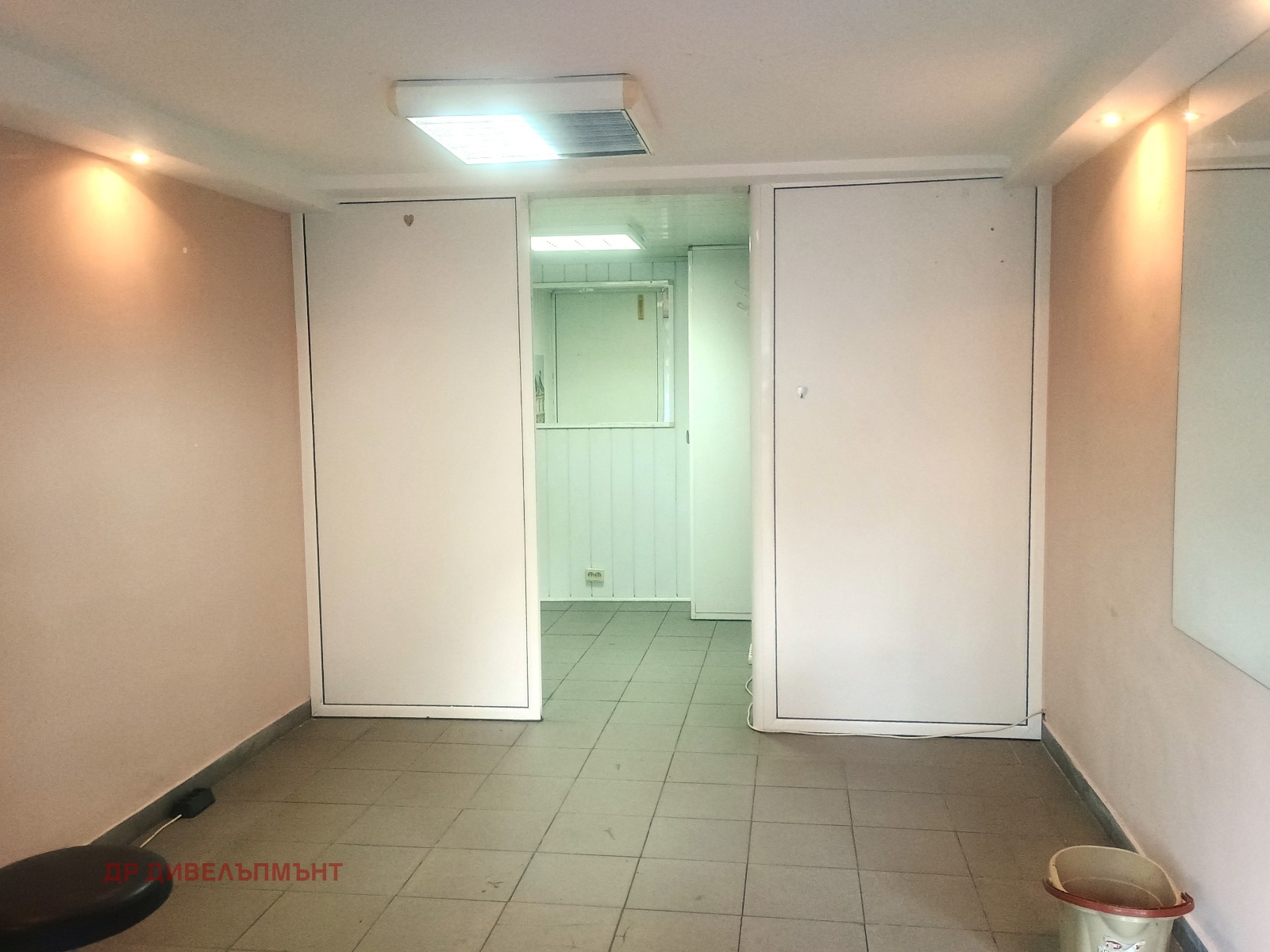 Продава МАГАЗИН, гр. София, Младост 1, снимка 2 - Магазини - 53626648