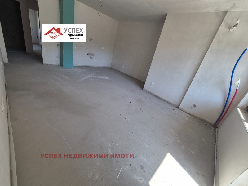 En venta  2 dormitorios Sofia , Dianabad , 94 metros cuadrados | 79636109 - imagen [2]