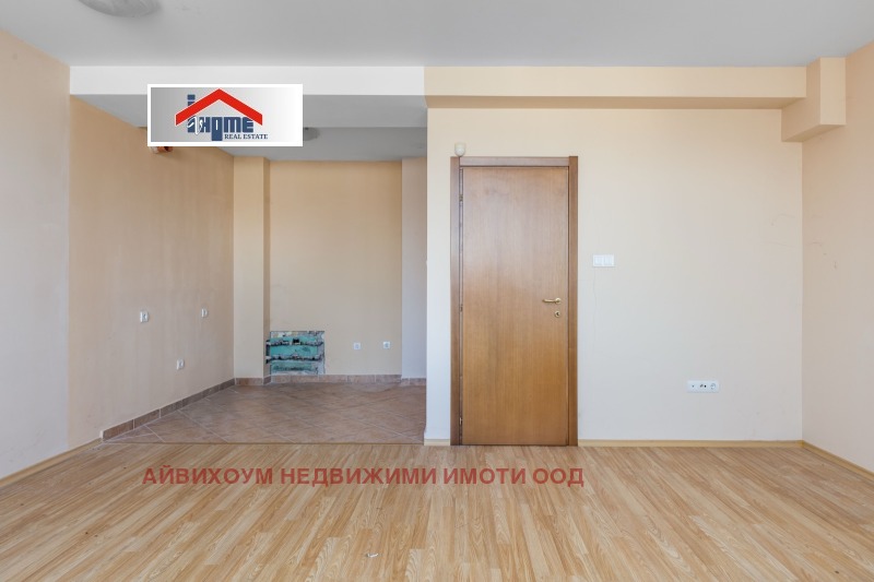 Продава 3-СТАЕН, гр. Плевен, Сторгозия, снимка 2 - Апартаменти - 52559401