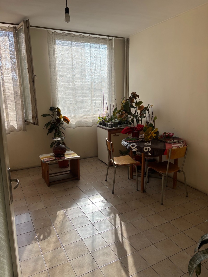 Продава 3-СТАЕН, гр. Пловдив, Център, снимка 2 - Апартаменти - 53162977